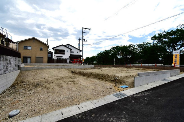 滋賀県草津市新浜町の新築一戸建て 3 240万円 分譲住宅や新築物件 Sublime不動産販売 株式会社