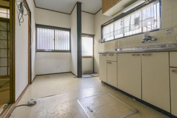 大津市里3丁目 中古戸建 滋賀県大津市里3丁目｜450万円の中古一戸建て