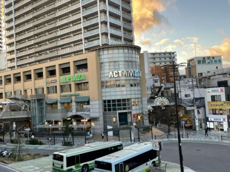 ���ӊ��@-