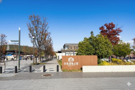 ���ӊ��@�u���U�����A�J�t�F�ł̂�т���B�S���ق��Ƃقǂ���w�O�p�[�N�B�v