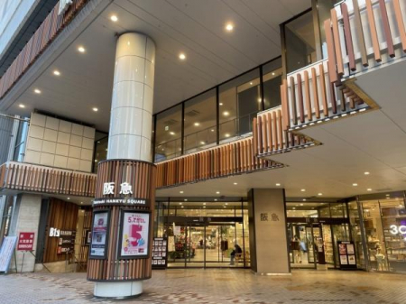 ���ӊ��@-