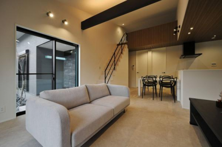 ���r���O�@-