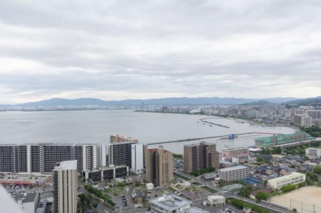 �Z�˂���̒��]�ʐ^�@-