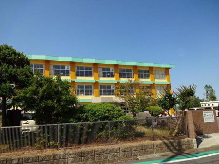 ���ӊ��@-