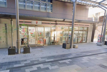 ���ӊ��@-