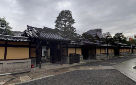 ���ӊ��@-