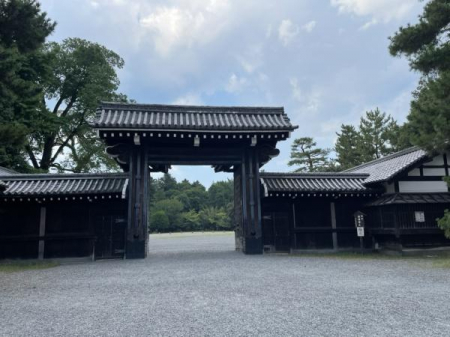 ���ӊ��@-