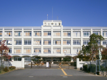 ���ӊ��@-