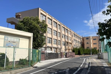 ���ӊ��@-