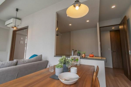 ���r���O�@LDK��15.3���B