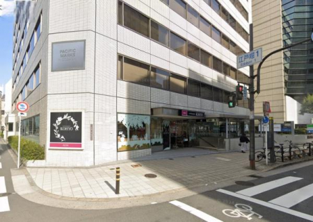 ���ӊ��@-